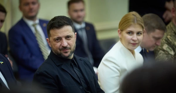 Зеленський розповів, чи тисне Трамп на Україну щодо Донбасу