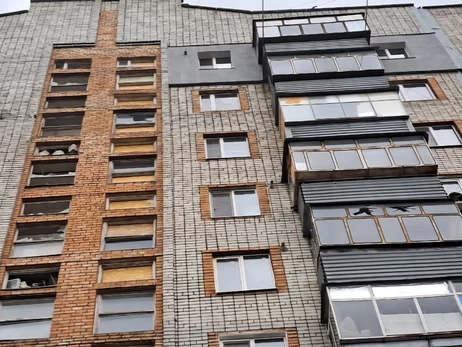 Війська РФ атакували Павлоград на Дніпропетровщині - щонайменше 16 постраждалих 