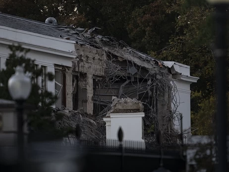 У Вашингтоні розпочали зносити за планом Трампа частину Білого дому