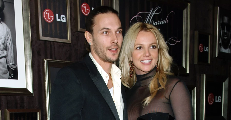 Наблюдала с ножом в руке, как спят дети: экс-супруг Бритни Спирс издал мемуары об их браке