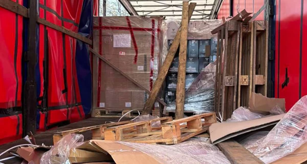 В Лондоне с грузовика украли 3000 бутылок украинского вина