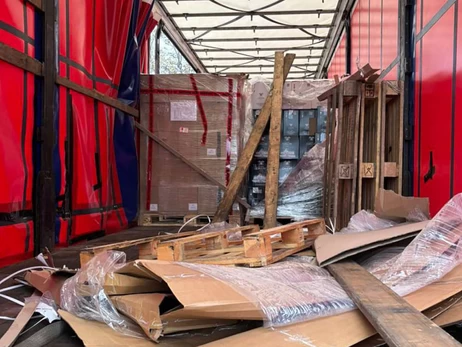 В Лондоне с грузовика украли 3000 бутылок украинского вина