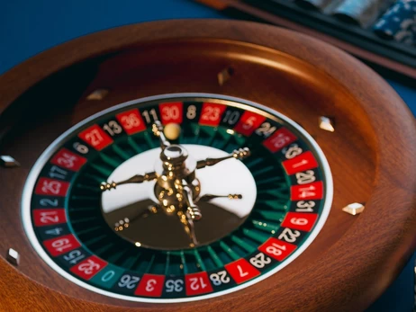 Блогершу и участницу 