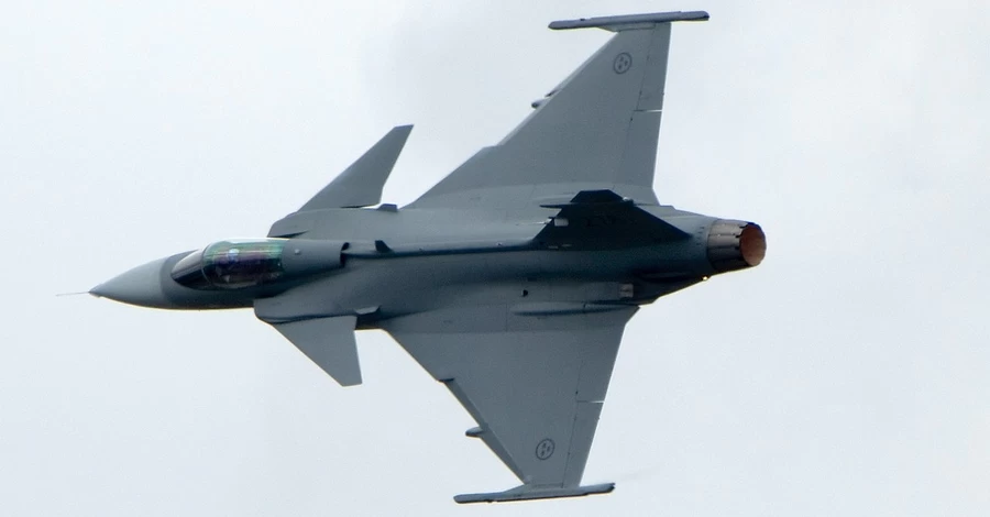 150 нових літаків від Швеції: коли їх отримає Україна і чим вони кращі за F-16