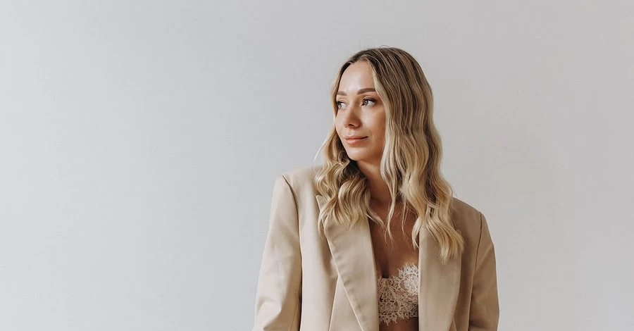 Жена Виктора Павлика показала результат пластической операции на лице