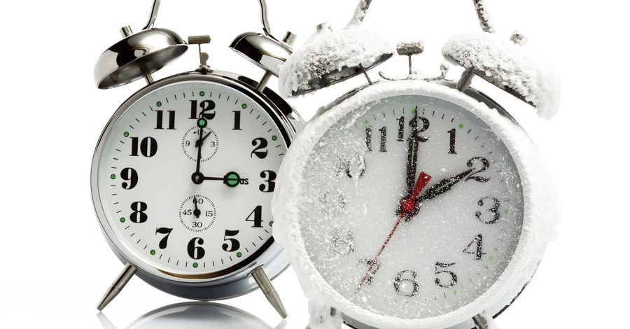 Переводим стрелки на час назад: все, что нужно знать о переходе на зимнее время