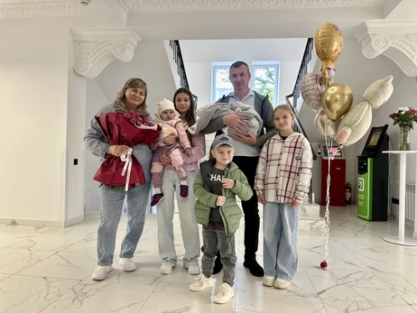 Во Львове женщина, которой диагностировали бесплодие, в 7-й раз стала мамой