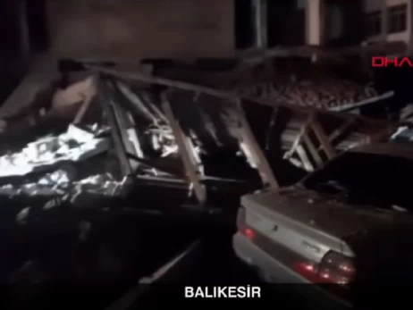 На западе Турции произошло землетрясение магнитудой 6,1, есть разрушения и пострадавшие