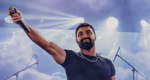 На концерте Козловского на сцене оборвался противопожарный занавес весом 16 тонн