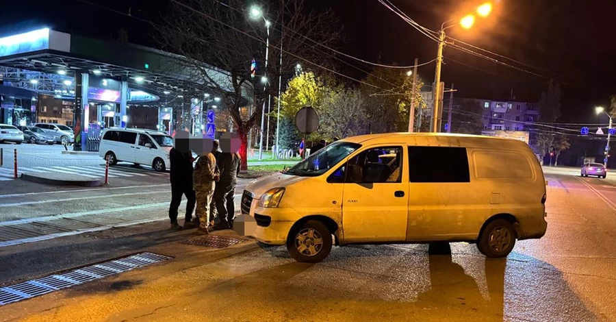 В Одесі п'яний поліцейський напав на співробітників ТЦК