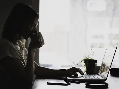 Еженедельно миллион пользователей использует ChatGPT в качестве замены психолога или психиатра