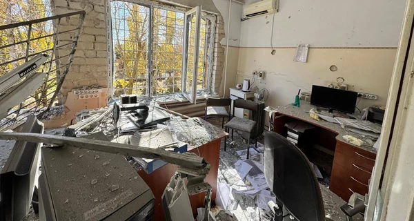 Младшему раненому ребенку восемь лет, - Зеленский об обстреле детской больницы в Херсоне