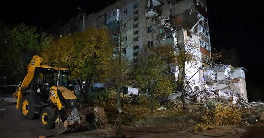 У Хмельницькому завершили розбір завалів після вибуху в багатоповерхівці 