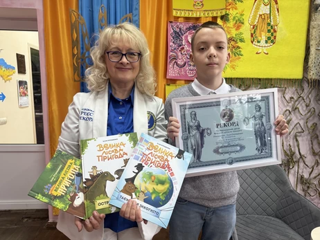 12-летний мальчик из Сум написал трилогию и установил национальный рекорд