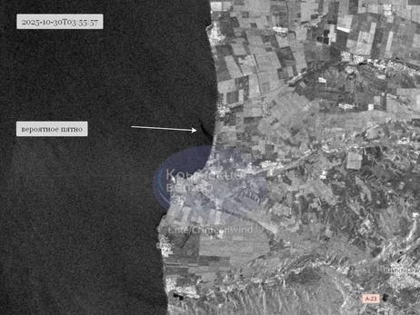 Возле западного побережья Крыма зафиксировали большое нефтяное пятно