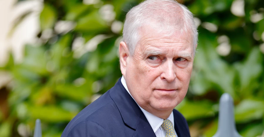  Король Чарльз лишил своего брата принца Эндрю титулов и права на семейную резиденцию