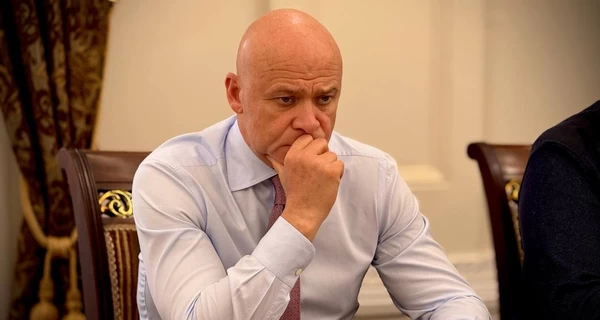 Суд відправив під домашній арешт ексмера Одеси Труханова у справі про повінь