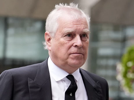 Карл III лишит своего брата Эндрю последнего звания — вице-адмирала