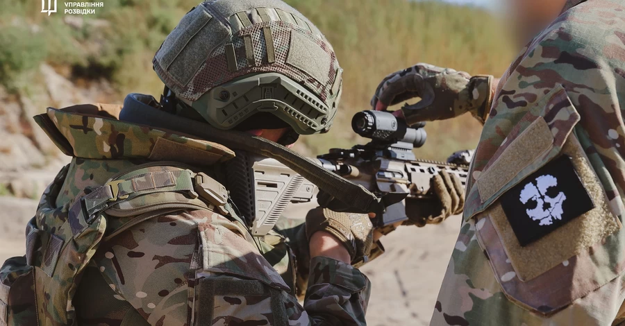 Бойцы ГУР начали сложную десантную спецоперацию в Покровске, - СМИ