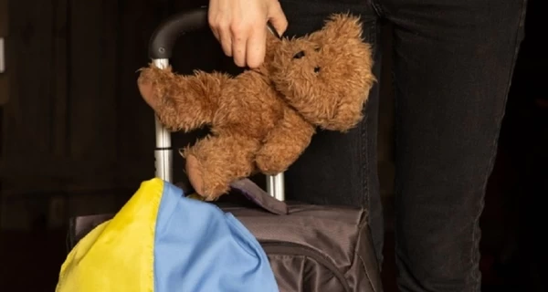 11-летний мальчик четыре года не выходил из дома, чтобы его не обнаружили оккупанты - из ТОТ спасли еще 8 детей