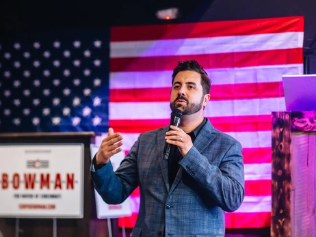 Зведений брат віцепрезидента США Венса програв вибори мера Цинциннаті