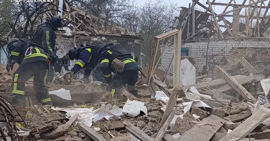 Чугуев атаковали более десятка дронов