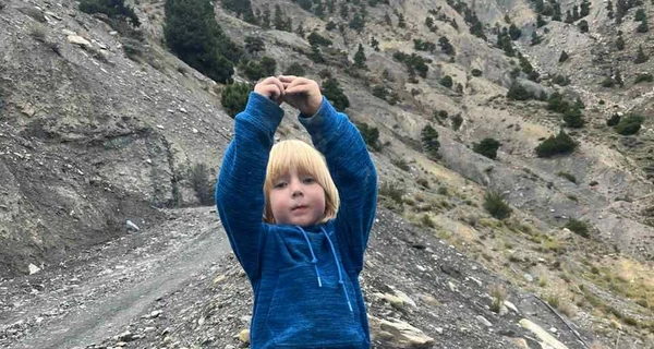 Украинец в 3 года самостоятельно поднялся в базовый лагерь Эвереста