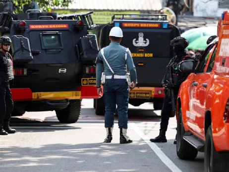 Внаслідок вибуху в мечеті в Індонезії постраждали щонайменше 54 людини