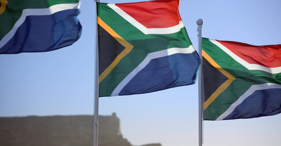 Власти ЮАР получили сигналы бедствия от 17 своих воюющих в Украине граждан