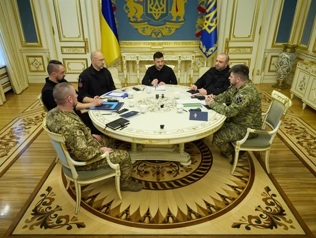 Зеленский объявил о запуске массового производства аналогов дронов Mavic 