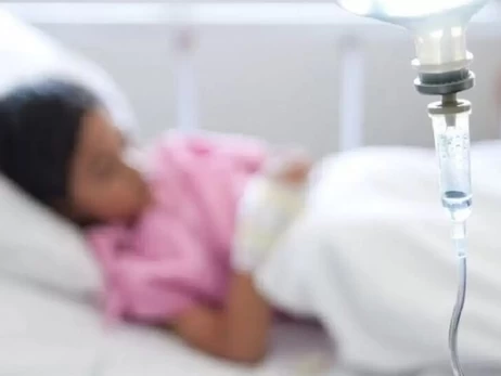 Во Львове в школьной столовой отравились дети – 10 человек госпитализировали