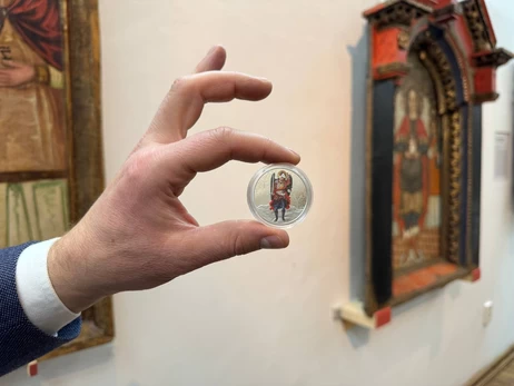 Нацбанк представив срібну монету 