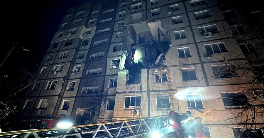 В Днепре спасли кошку, оказавшуюся под завалами разрушенной российским дроном многоэтажки