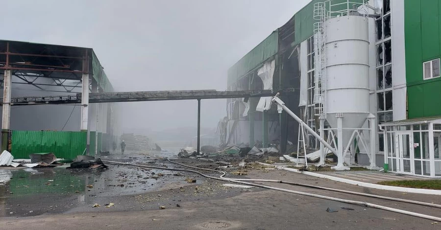 Ночью российские дроны атаковали ТЭЦ на биомассе в Черниговской области