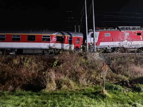 У Словаччині зіткнулись два потяги, більшість постраждалих - студенти