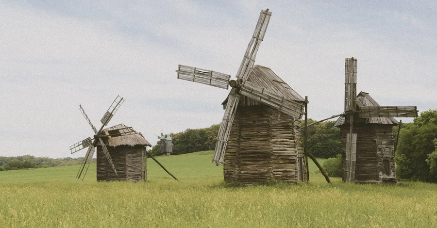 Музей у Пирогові захищено від хаотичної забудови та шкоди ландшафту