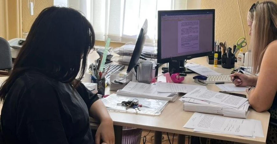 В Киеве будут судить 17-летнюю мать, которая оставила младенца без присмотра на несколько дней