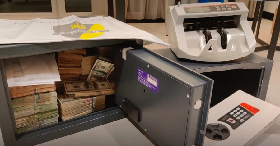 НАБУ повідомило про підозри сімом фігурантам справи про корупцію в 