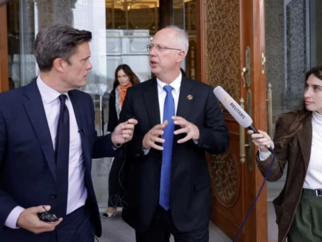 Пазл зійшовся: після Миколи Лагуна санкції отримав його партнер Кіріл Дмітрієв