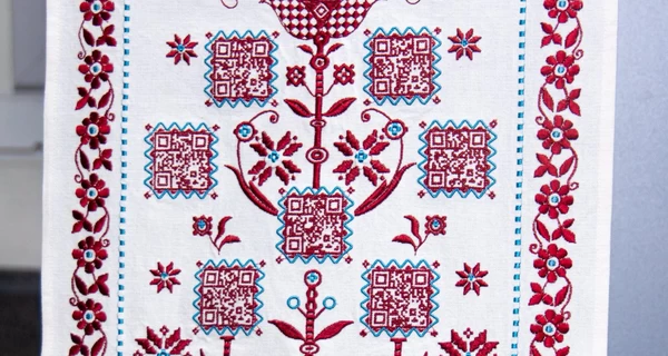 В Киеве презентовали уникальный рушник, посвященный блюдам из 