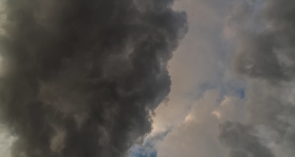 Террорист-смертник в столице Пакистана взорвал себя возле суда – погибли 12 человек