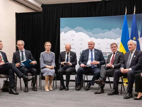 Страны G7 сделали заявление о начале переговоров между Украиной и РФ