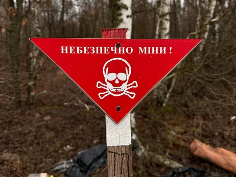 У Херсоні на «пелюстках» підірвались дві швидкі