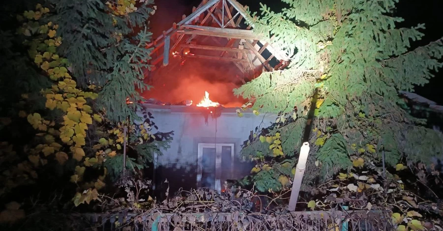 Росіяни вдарили по Дніпропетровщині, загинув чоловік, пошкоджено об’єкт інфраструктури