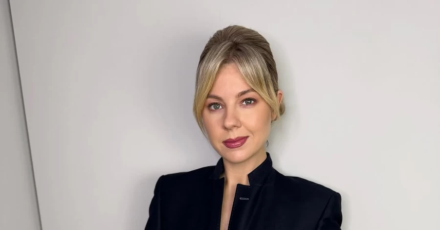 Телеведущая Елена Курбанова беременна первенцем