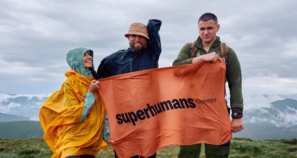 37-летний военный, потерявший на фронте руки, ногу, глаз и слух, поднялся на Говерлу и установил рекорд