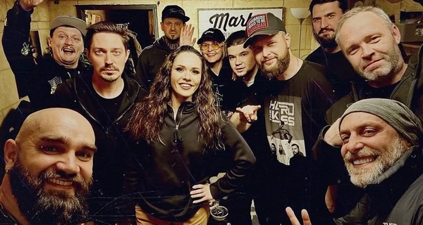 Юлія Саніна поскандалила із колишнім менеджером The Hardkiss і пригрозила йому судом