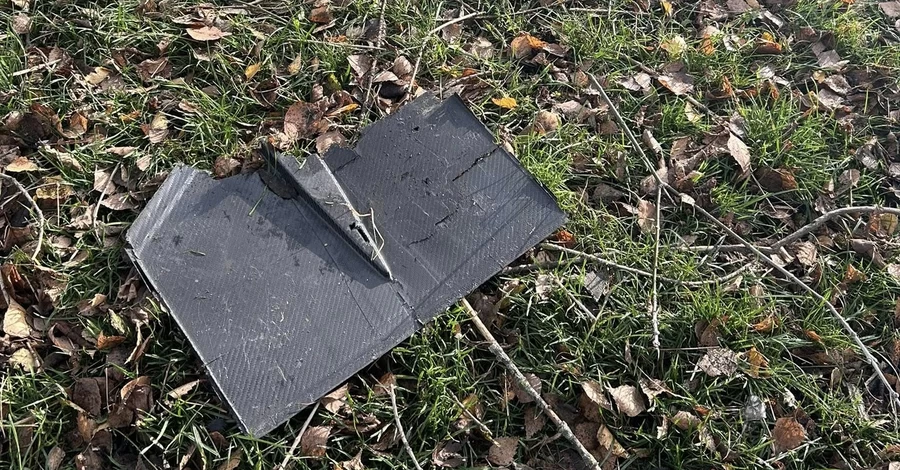 Во время ночной атаки в Киеве пострадали институты, посольство и производство бренда одежды, который носит Мадонна