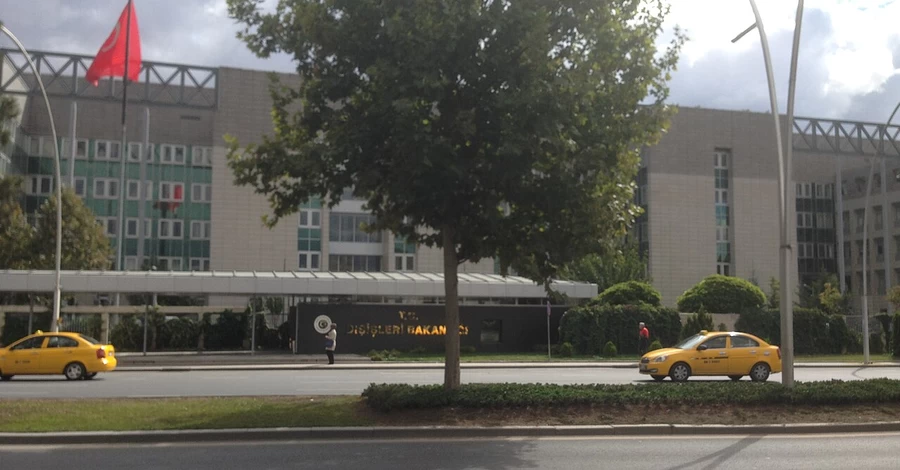 В Анкарі заявили, що у Туреччині можуть пройти переговори України та РФ