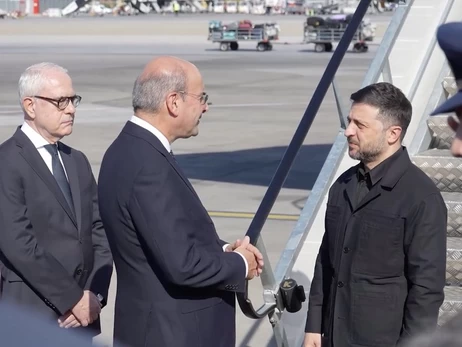 Зеленський прибув до Греції, далі у планах Франція та Іспанія